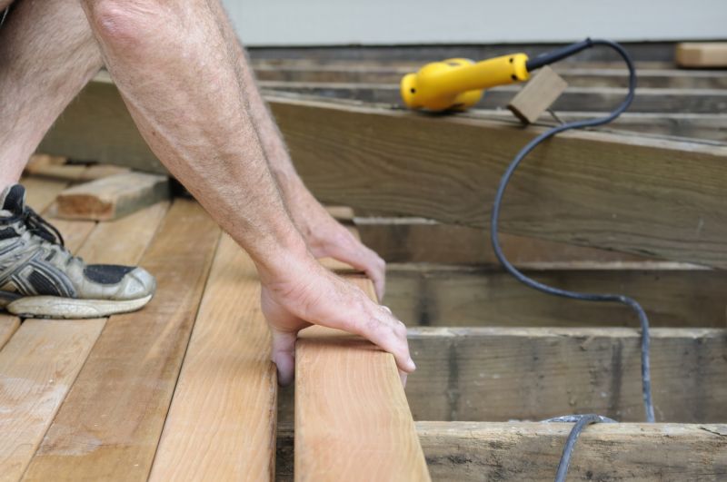 When to Hire for Deck Service